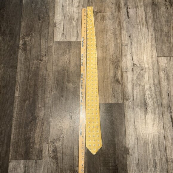 Donald Trump Signature Men's 100% Silk Classic Yellow Gold Mens Tie - Picture 5 of 7